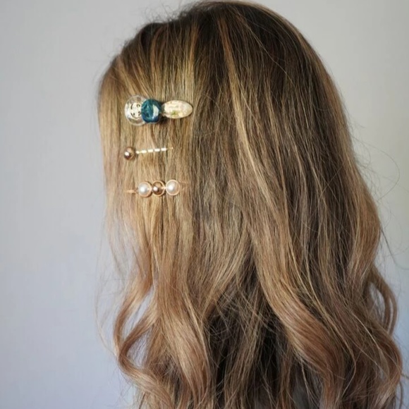 Set of 3 Acrylic and Pearls Hair Accessories - Picture 1 of 2